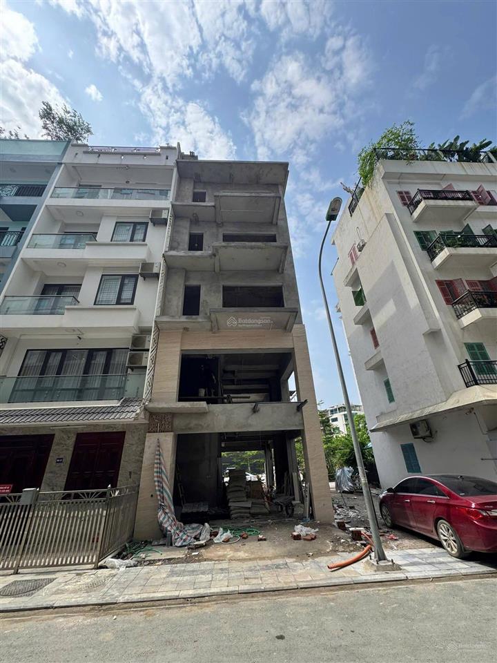 Cho thuê shophouse 5 tầng ia20 ciputra, căn góc 3 mặt thoáng, gần 600m sàn