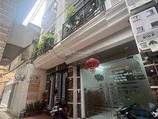 Chính chủ cần bán nhà mậu lương
dt38m2,5tầng,tầng 1kd
giá7,6tỷ
ngõ thông  kinh doanh