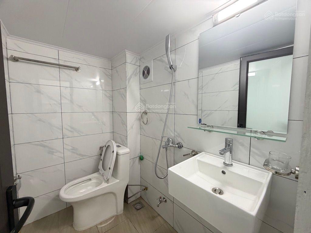 Chính chủ bán ccmn yên xá. dt 41m2, nhà 6 tầng. giá 11 tỷ