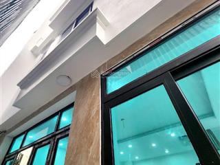 Chính chủ bán nhà bắc lãm
dt30m2,5tầng
giá5,55tỷ
gần chợ bắc lãm  khu vực hiếm nhà