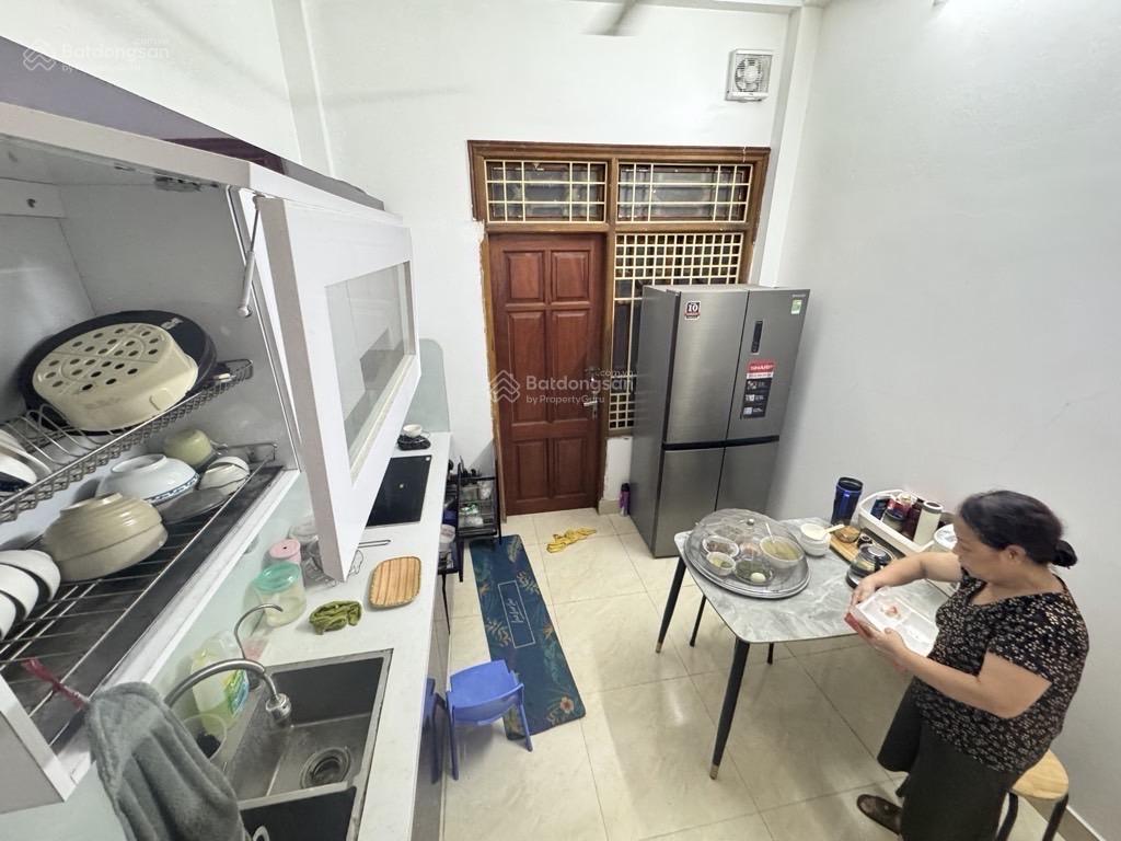 Chính chủ cần bán nhà sát mặt phố chiến thắng, hàng hiếm nhanh tay. dt 30/42m2, 5t, giá 10,5tỷ