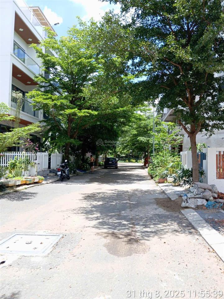 Chính chủ bán nhanh biệt thự kdc mizuki valora 3 lầu, 100m2  5x20m 1t2l, giá 9.3 tỷ,  zalo