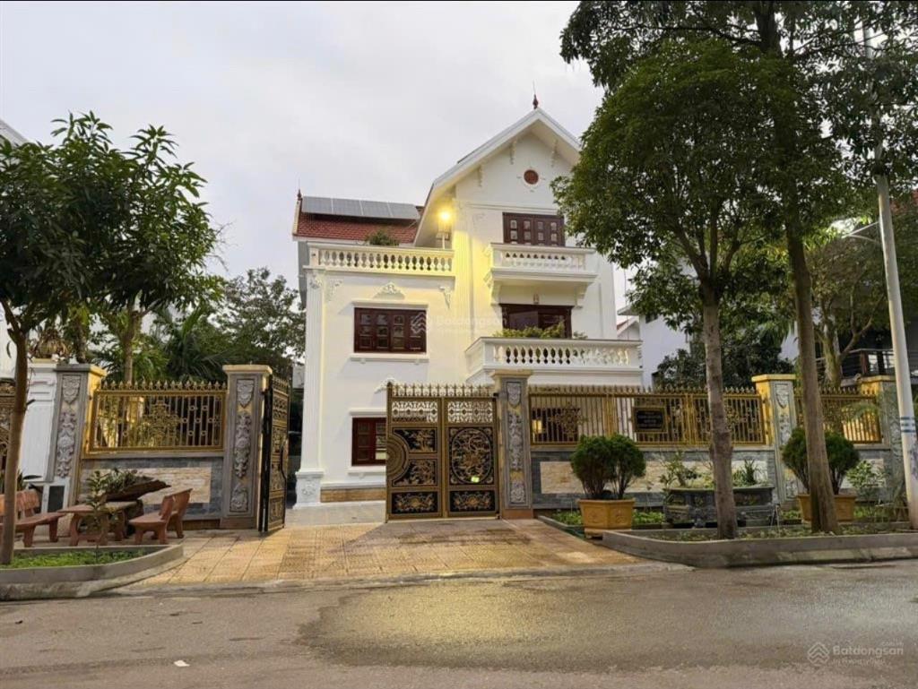 Pán Biệt thự KĐT Quang Minh