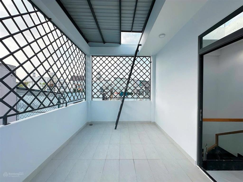 Nhà mặt tiền kinh doanh ( 5m x 12m ) đường nhựa 8m thông, kế bên aeon tân phú