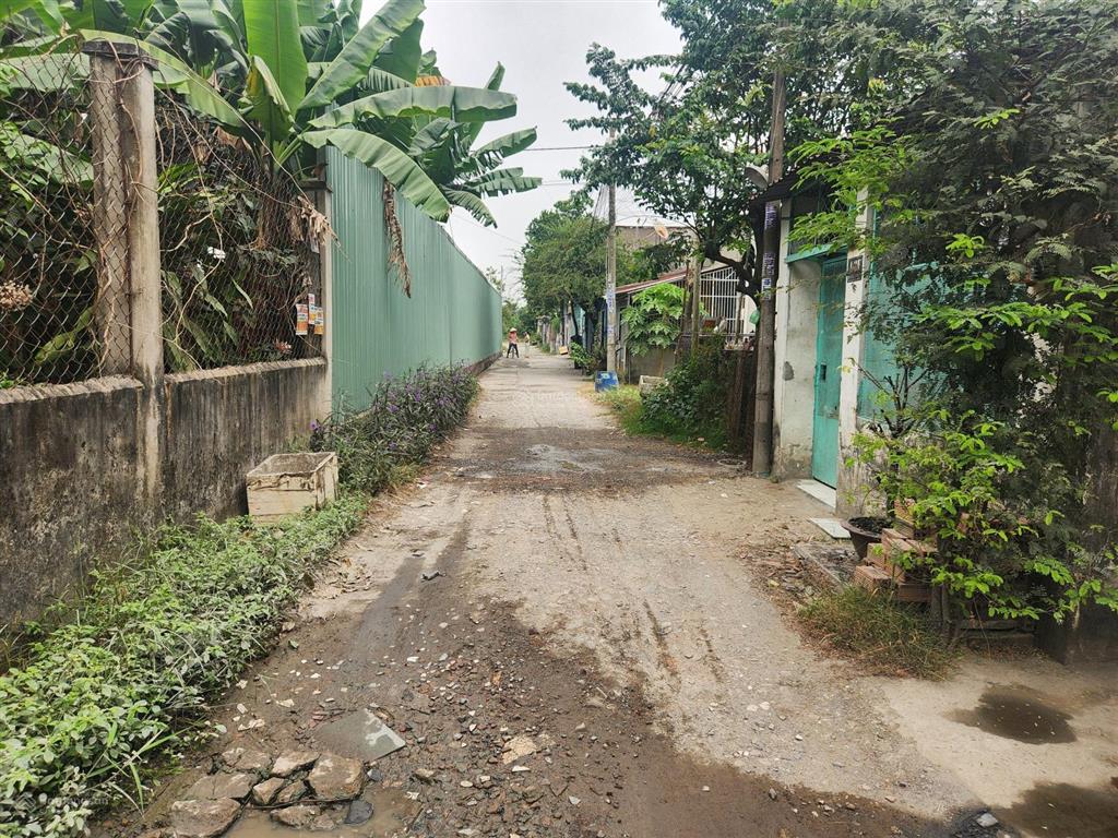 Bán đất tại bà điểm 4, 3,5 tỷ, 200m2 giá cực chất
