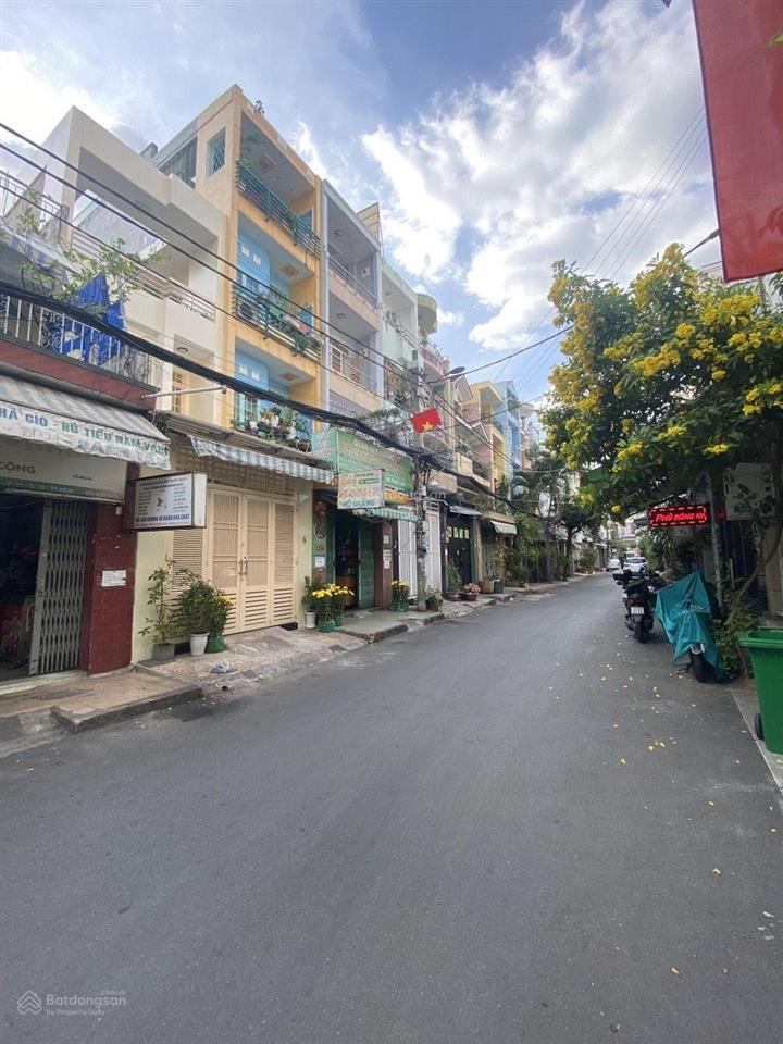Bán nhà 2 mặt tiền hẻm xe hơi 436 đường 3/2, p.12, q.10