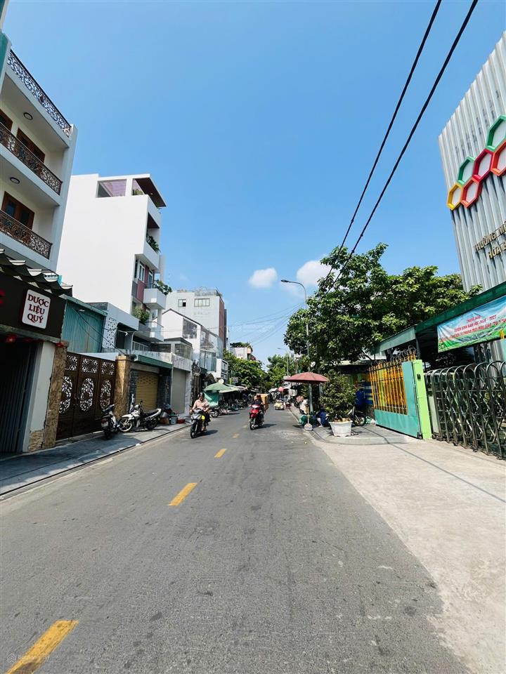 Siêu phẩm biệt thự khu cư xá bắc hải, ngang 8m, có hầm để xe