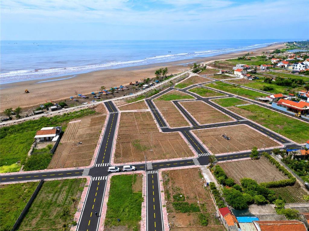 Chính chủ cần bán gấp vài lô đất nền ngay mặt biển hải xuân, diện tích 95m2 giá chỉ 12tr/m2