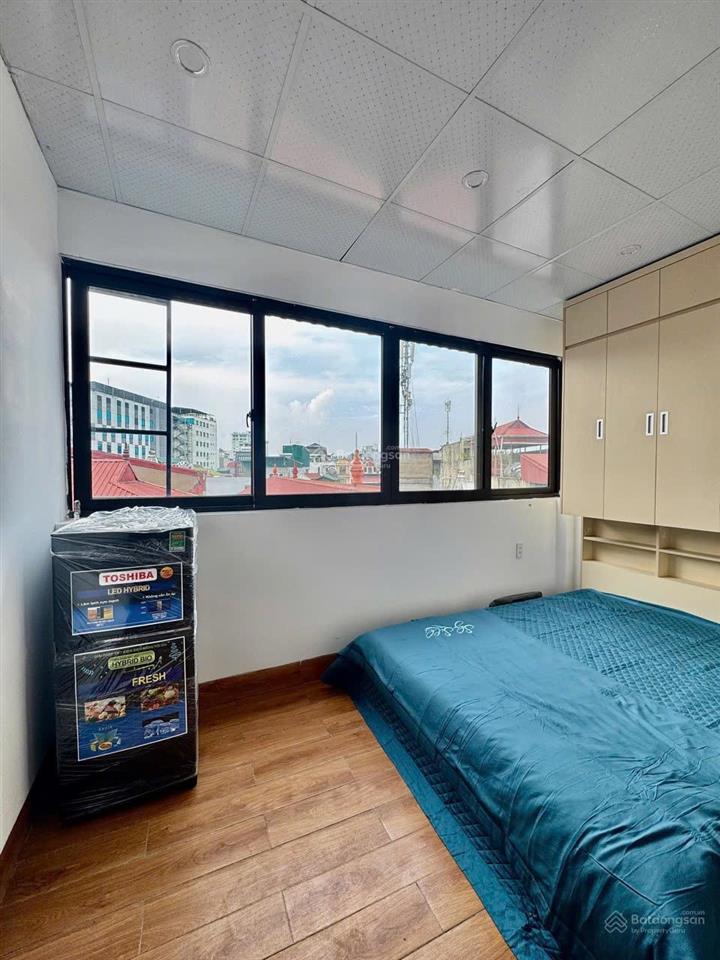 Cho thuê căn hộ đẹp ngõ 359 minh khai  dt 22m2  giá 5 triệu  có máy giặt riêng  có thang máy