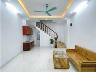 Cho thuê nhà đẹp ngõ 63 trần quốc vượng  36m2  5 tầng  4pn  giá 14 triệu  ở ngay  nhà thoáng