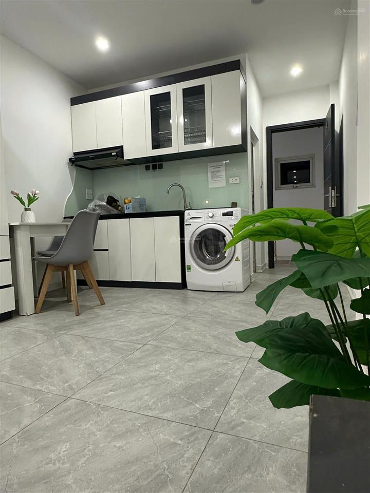 Chính chủ cho thuê phòng tại phố hàng bún  33m2  full đồ (có máy giặt riêng)  giá 7,5 triệu/th