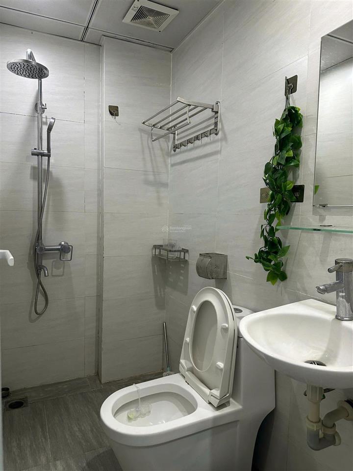 Chính chủ cho thuê phòng tại phố hàng bún  33m2  full đồ (có máy giặt riêng)  giá 7,5 triệu/th