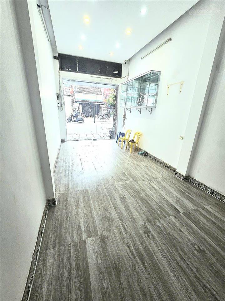 Chính chủ cho thuê nhà mặt phố thụy khuê  30m2 (6 tầng)  kinh doanh đỉnh  giá chỉ 16 triệu/tháng