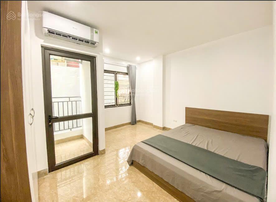 Cho thuê căn hộ đẹp tại 402 mỹ đình  dt 40m2 (1n1k)  full đồ  6,2 triệu  ban công, thang máy
