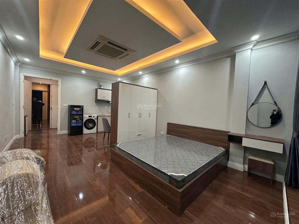 Cho thuê căn hộ đẹp phố linh lang, q. ba đình  dt 36m2  có máy giặt,máy sấy riêng  chỉ 7,5 tr/th