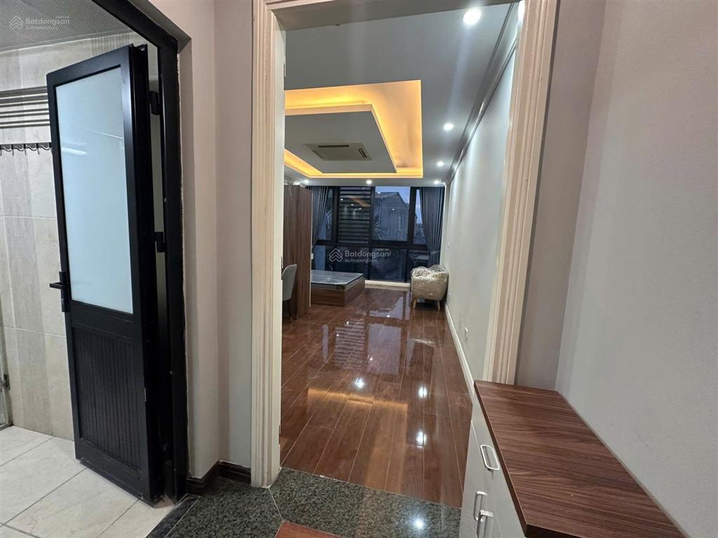 Cho thuê căn hộ đẹp phố linh lang, q. ba đình  dt 36m2  có máy giặt,máy sấy riêng  chỉ 7,5 tr/th