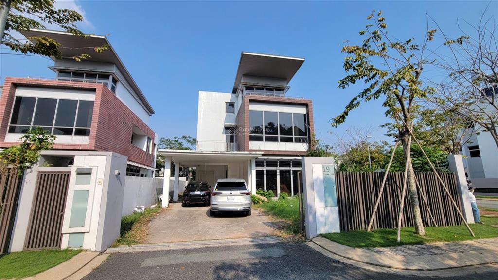 Villa góc 2 mt khan hiếm khu riviera cove phước long b, q9 16x28m(451m2) 3 tầng không gian mở52 tỷ