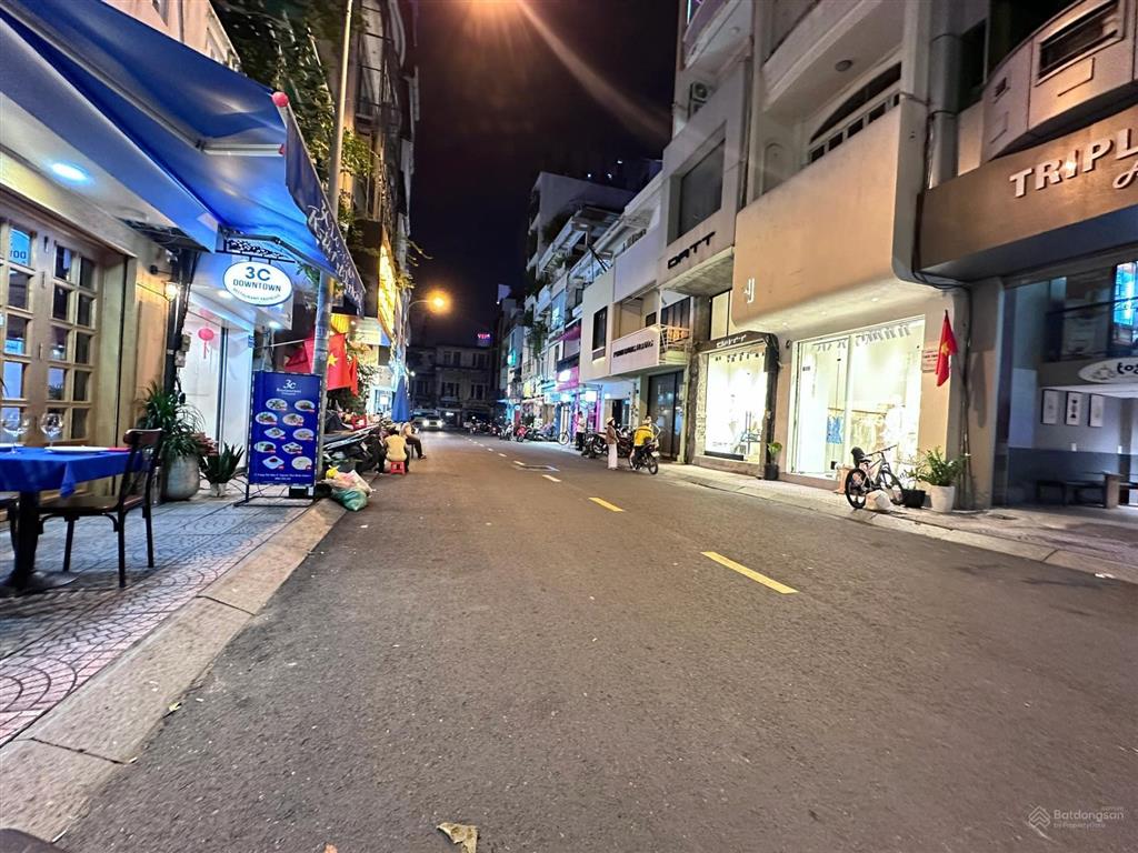 Mặt tiền ngay chợ bến thành q1 đặng thị nhu dt4 x 13m cn 49m² 4 tầng hđt 66tr/tháng giá 39 tỷ