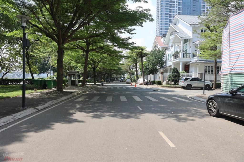 Cần bán villa mặt tiền khu biệt thự saigon pearl dt7 x 21( 147m2 đất ) hầm 4 tầng giá 85 tỷ
