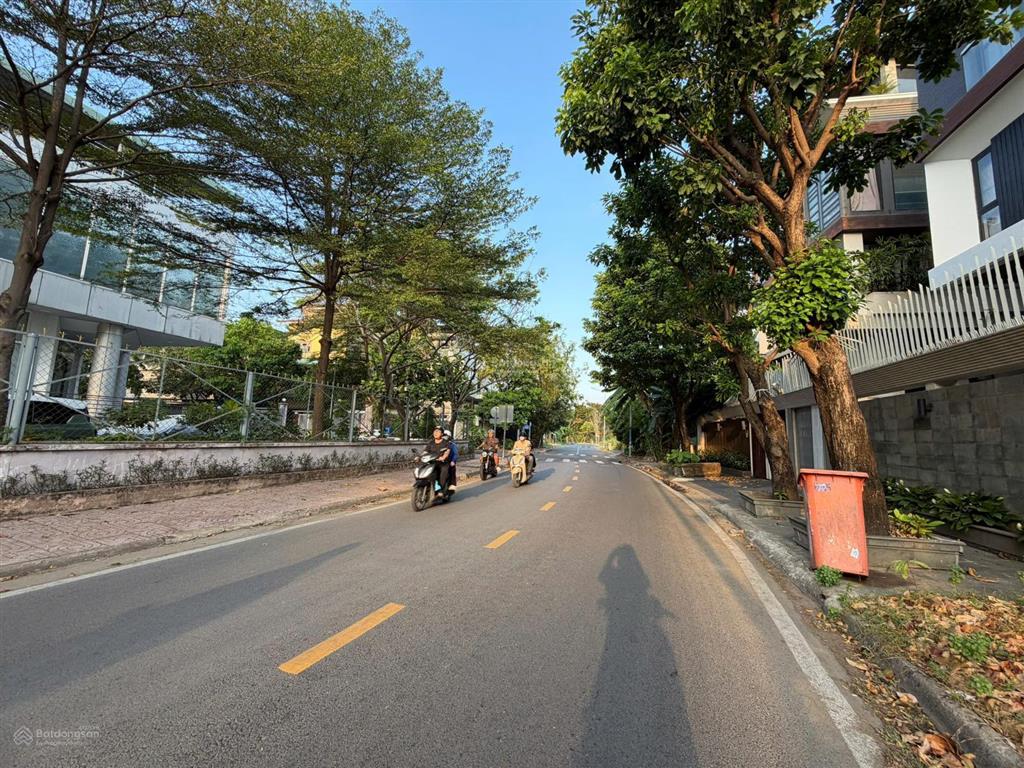Đất đẹp góc 2mt kdc văn minh an phú,q2 dt10x20m(200m2) qhxd hầm 4 tầng , vị trí khan hiếm 39 tỷ