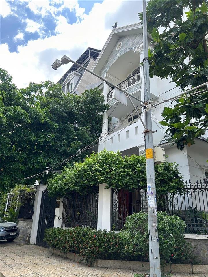 Biệt thự đẹp góc 2mt thủ đức house trần não p. an khánh q2 10x16m, 155.7m2 nhà 4 tầng giá bán 56 tỷ