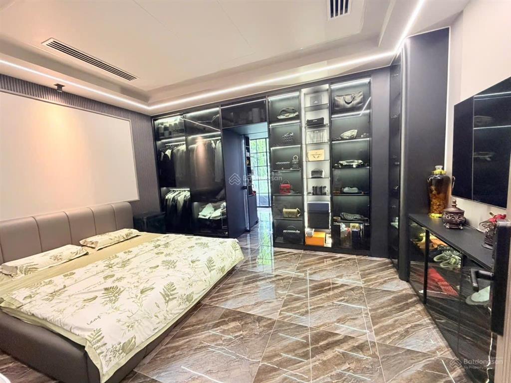 31 tỷ  tòa nhà hầm 7 tầng cực đẹp khu huy hoàng tml q2  mới xây full nội thất dt 5x20m (100m2)