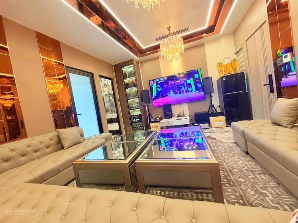 31 tỷ  tòa nhà hầm 7 tầng cực đẹp khu huy hoàng tml q2  mới xây full nội thất dt 5x20m (100m2)