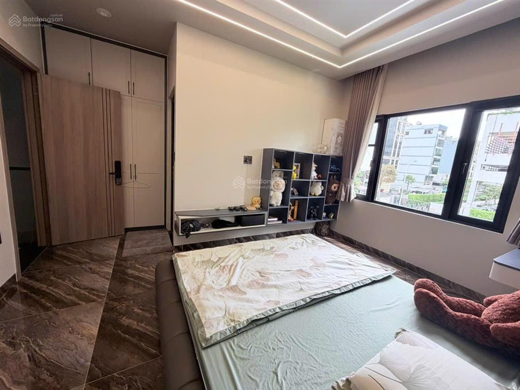 31 tỷ  tòa nhà hầm 7 tầng cực đẹp khu huy hoàng tml q2  mới xây full nội thất dt 5x20m (100m2)