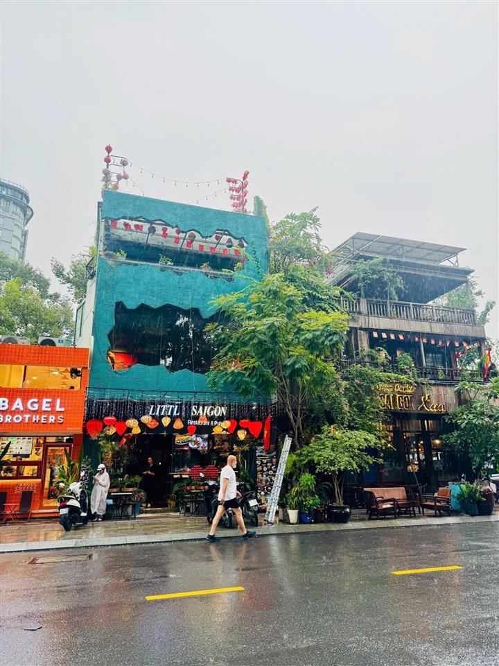 Mt phạm ngũ lão, p. bến thành q1 siêu vị trí đối diện công viên dt 7x10m (60m2) hđt 130tr/th 60 tỷ