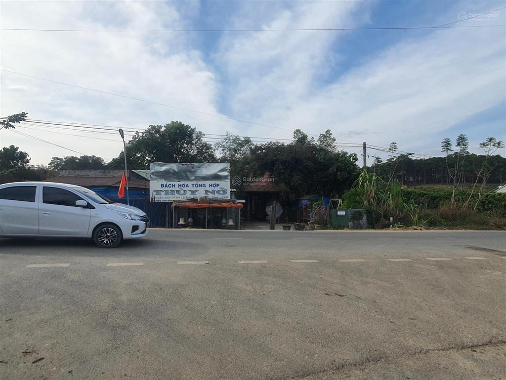 Bán nhà mặt tiền + trang trại và vườn phía sau, mặt tiền 32m, sâu 80m, giá 9,7 tỷ, có thương lượng