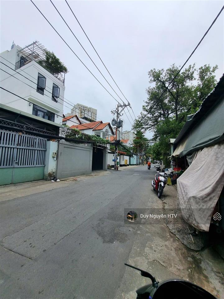 Mt đường số 47, thảo điền, q2. giá 30 tỷ tl. dt  7 x 25,5m cn 170m2