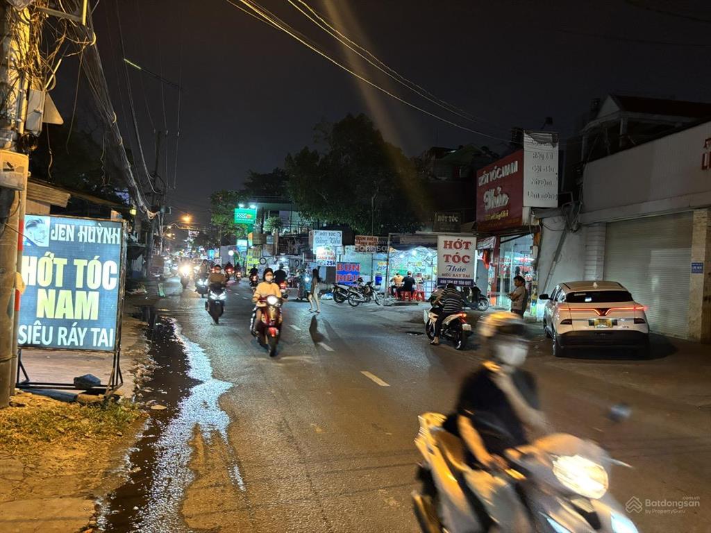 Siêu rẻ!! mt kinh doanh tân kỳ tân quý. 25 tỷ (5x30 nở 11m = 182,1m2 )