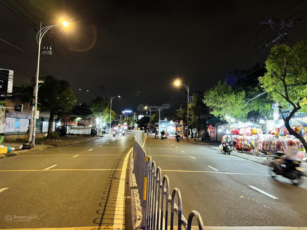 Bán nhà siêu phẩm góc 2mt lê văn quới. 25 tỷ (8 x 16 cn 126,8m2)