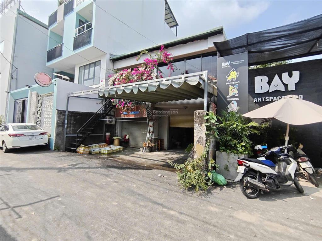 Cách 1 căn ra đường trần não, xây 6 tầng. giá rẻ nhất nhánh trần não