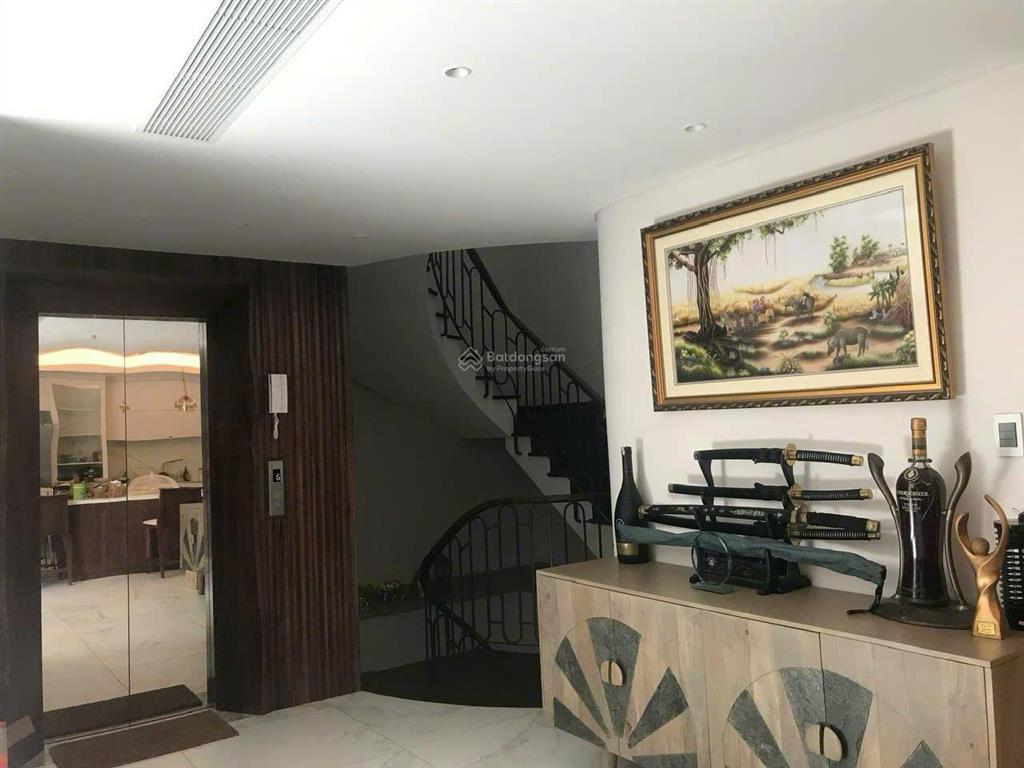 Siêu phẩm rẻ nhất trần khắc chân, có hồ bơi. đẳng cấp, xa hoa.