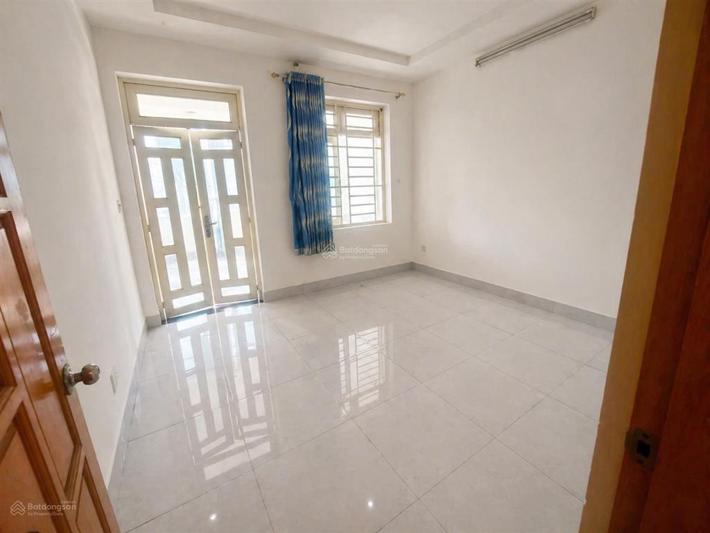 Bán nhà 3 tầng 66m² ngay chợ hiệp bình chỉ nhỉnh 6 tỷ