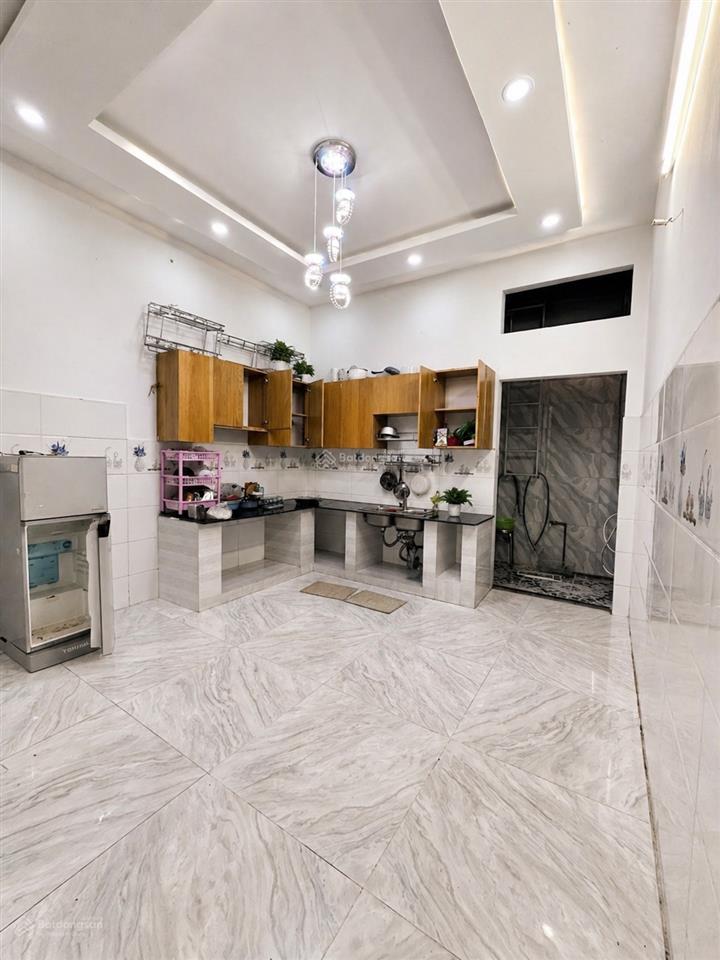 Bán nhà 3 tầng 66m² ngay chợ hiệp bình chỉ nhỉnh 6 tỷ