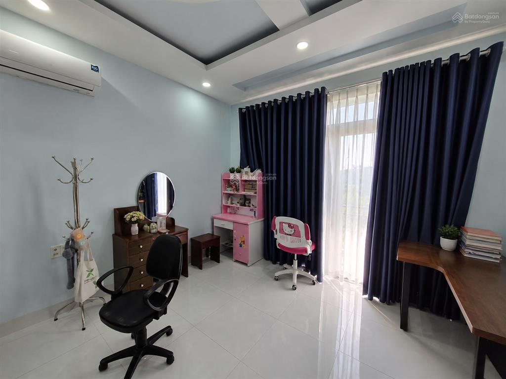 Bán nhà 3 tầng 81m2 gần chợ thủ đức, hẻm xe hơi, nhỉnh 7 tỷ