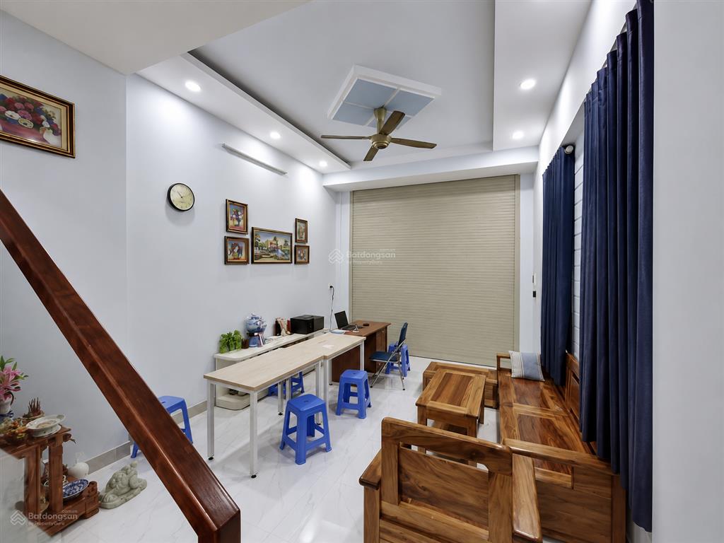 Bán nhà 3 tầng 81m2 gần chợ thủ đức, hẻm xe hơi, nhỉnh 7 tỷ
