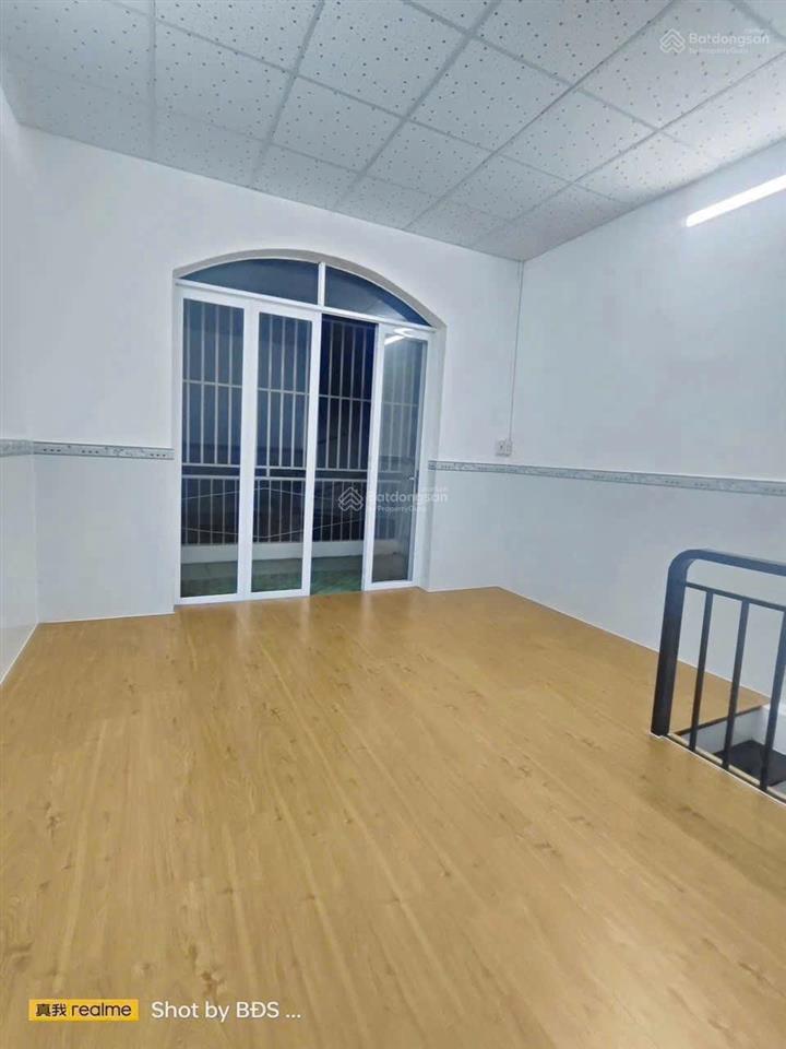 Nhà kiên cố hẻm ba gác trong khu dãy nhà cao tầng. 20m ra xe hơi