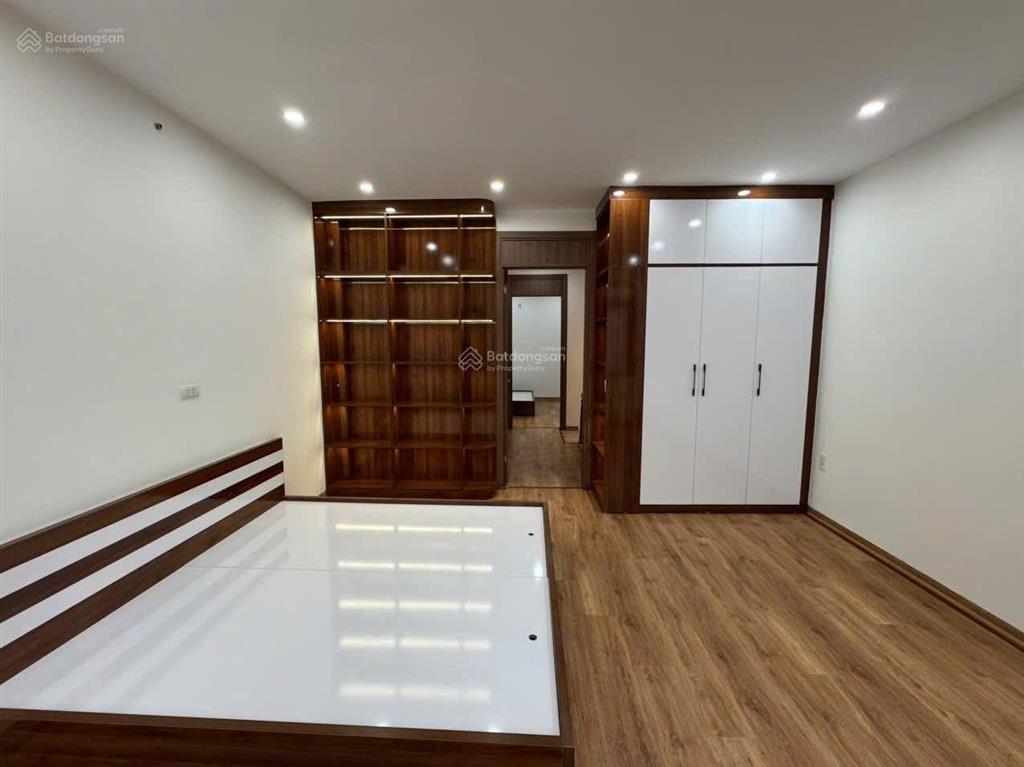 Siêu hiếm mặt ngõ phố trương định  ô tô đỗ cửa  2 mặt ngõ  3 mặt thoáng  full nội thất