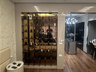 23,9 tỷ .61 m.gara tô. 7 tầng thang máy .nội thất xị"n .lô góc .3 thoáng.
