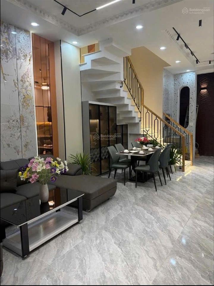 Hiếm  ngang rộng 5,4x11m  bán nhà hẻm xe hơi phường 12  4 tầng  4 phòng ngủ  nhà đẹp ở ngay