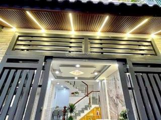 Bán nhà hẻm xe hơi phường 9  dt 4x10m  đúc 2 tầng  2 phòng ngủ  2wc  nhà đẹp ở ngay