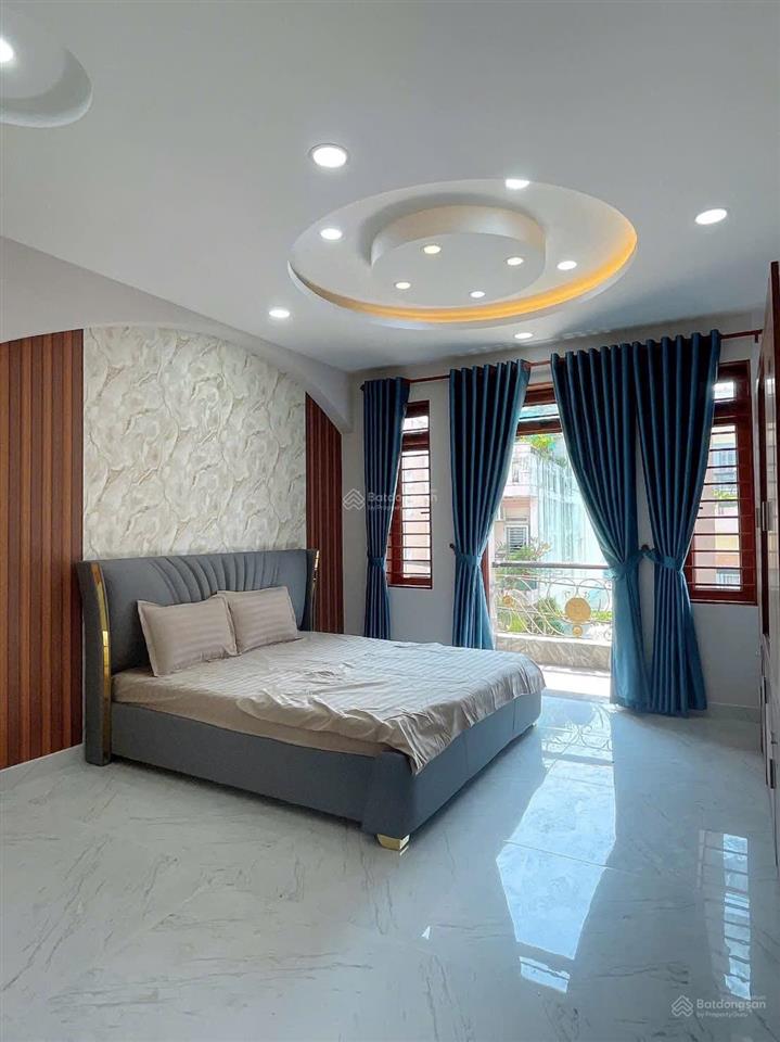 Bán nhà mặt tiền phường 16  kinh doanh buôn bán hoặc cho thuê giá cao  cầu thang máy  đúc 6 tầng