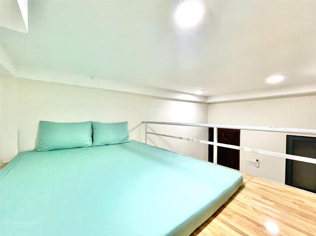 Gác lửng 30m2, cửa sổ thoáng, nội thất đầy đủ gần ngay chợ bà chiểu bình thạnh