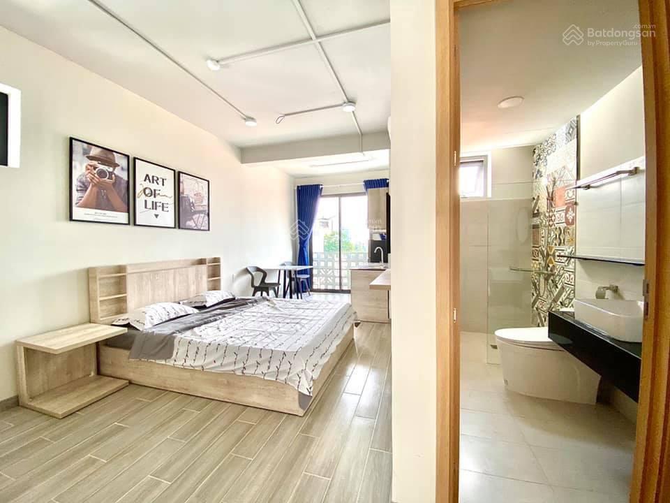 Căn hộ cao cấp cho thuê bờ kè hoàng sa, 5' đi cv lê thị riêng, quận tân bình