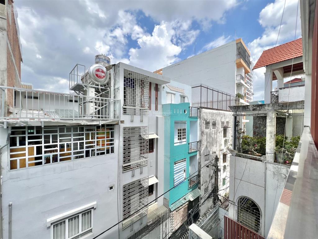 Phòng cho thuê full tiện nghi, thoáng mát gần chợ nguyễn văn chỗi, nhà thờ ba chuông