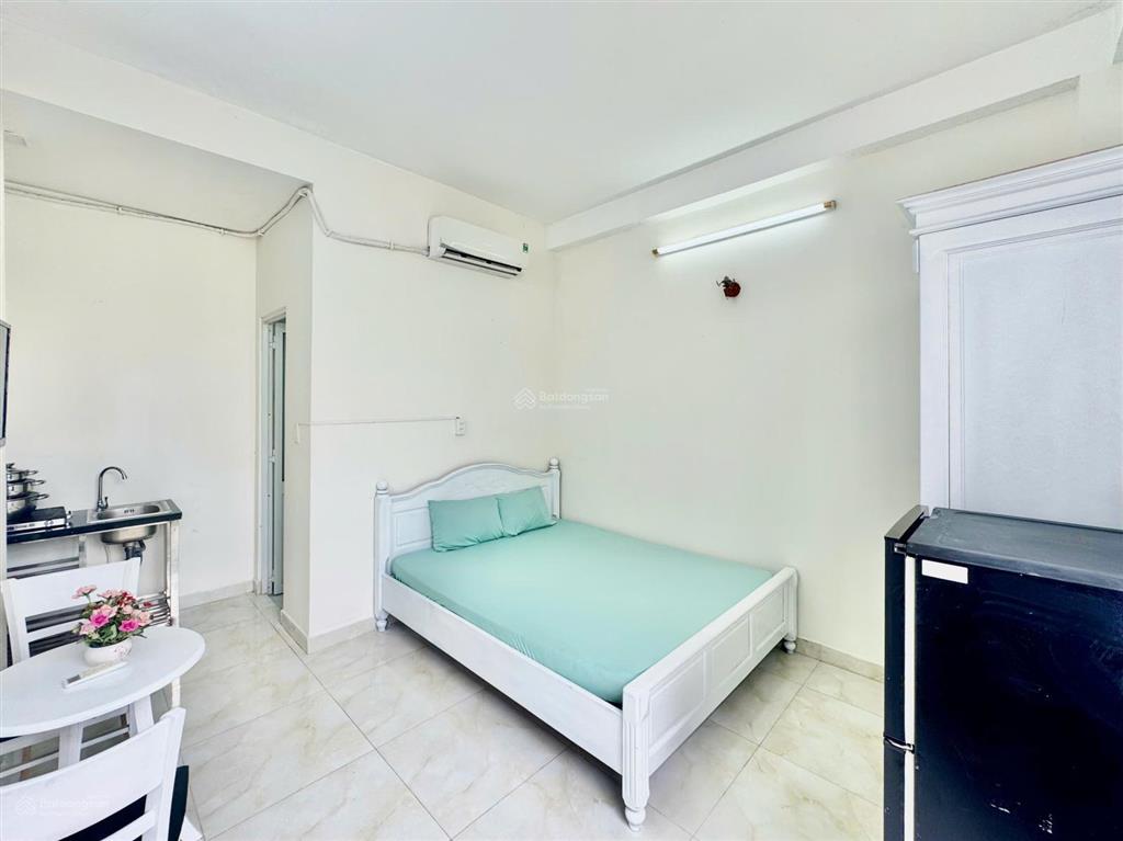 Phòng cho thuê siêu rẻ, nội thất đầy đủ, cửa sổ thoáng phan huy ích giao trường chinh