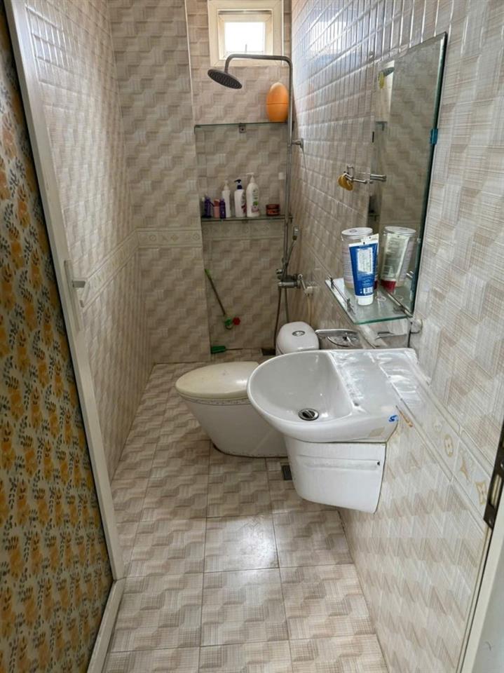 Bán nhà trong ngõ đường số 8, Linh Trung, Thủ Đức, TP HCM - Diện tích 194m2, cấp 4. Giá